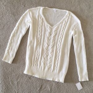 BP Ivory egret V-neck sweater
